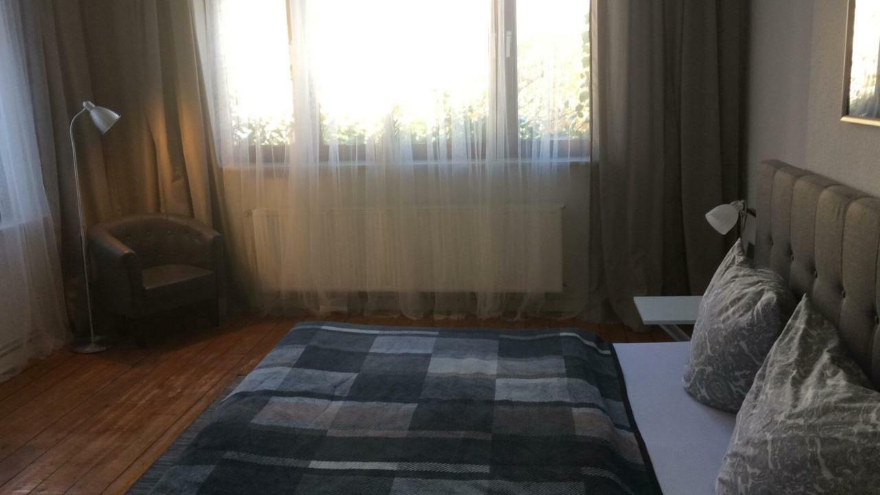 Holiday Apartments *